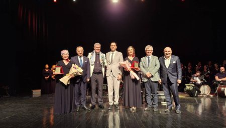 Eskişehir Şehir Hastanesi Çalışanlarından Türk Halk Müziği Konseri